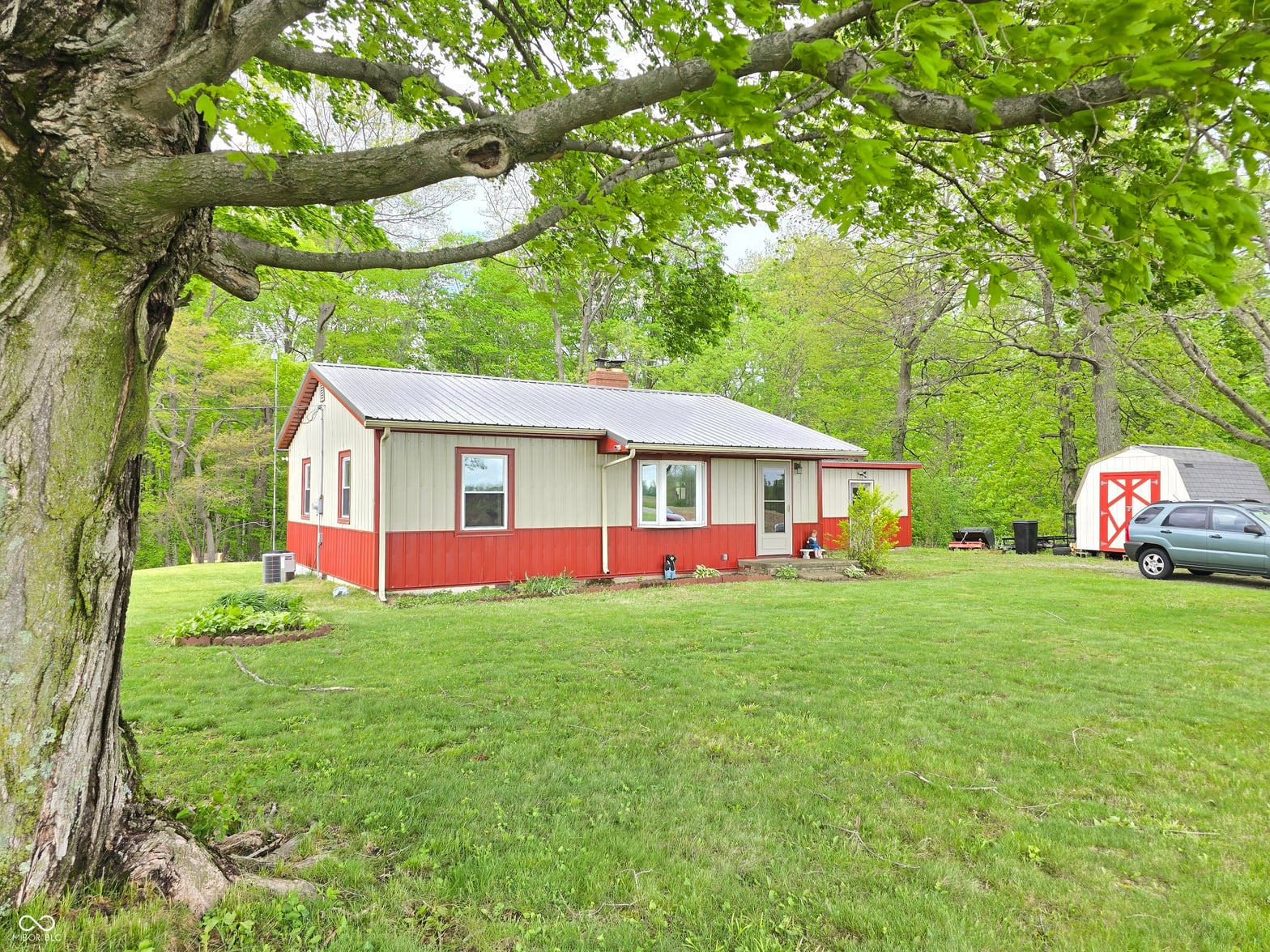 Front exterior at 27049 Sanes Creek Road, Rushville, IN