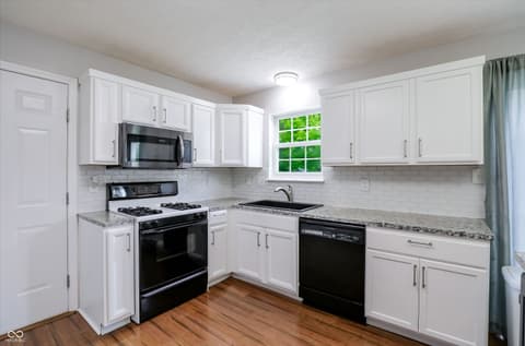 Photo of 11 Daniel Circle, Brownsburg, IN