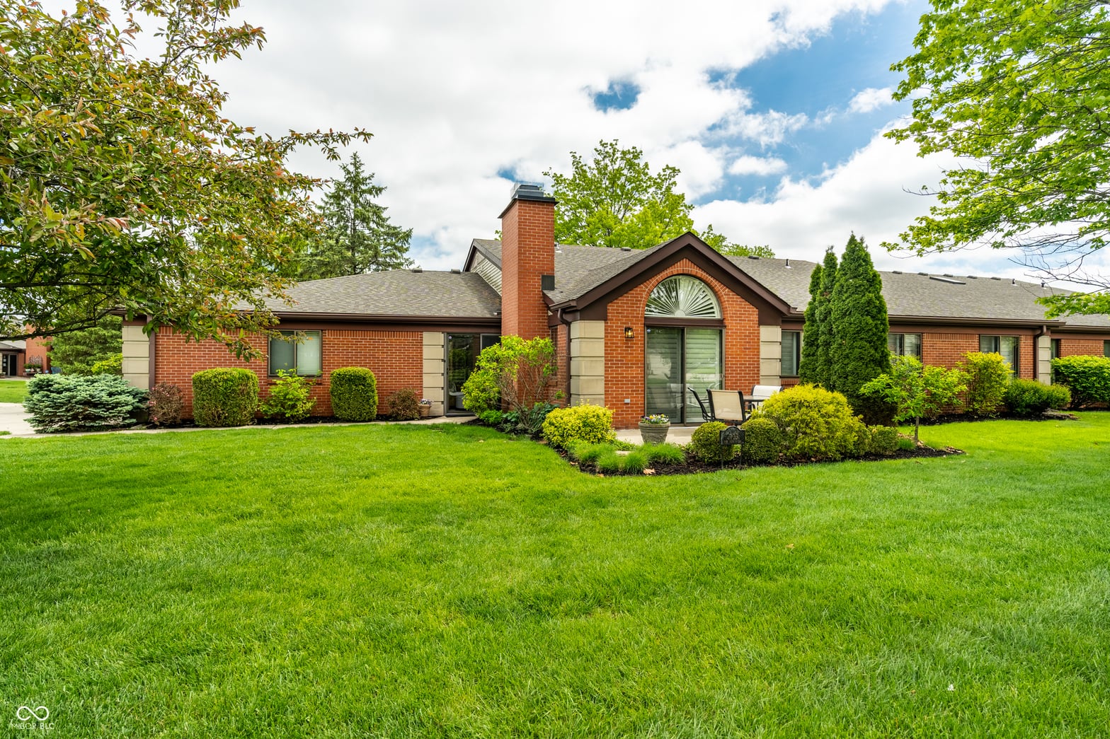 Photo of 2103 Oak Run North Drive, Indianapolis, IN