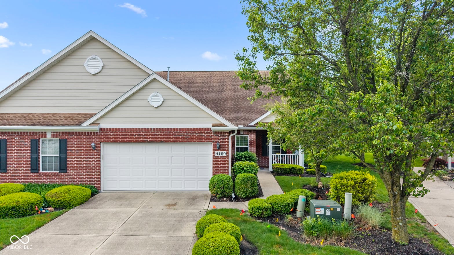 Front exterior at 5189 Bally Bunion Drive, Avon, IN