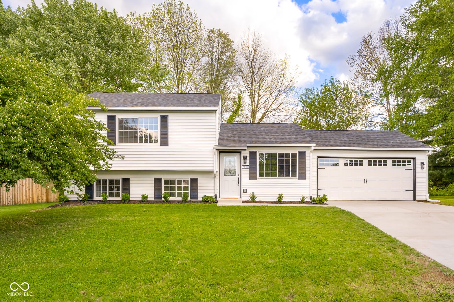 Photo of 2593 Chaucer Drive, Columbus, IN