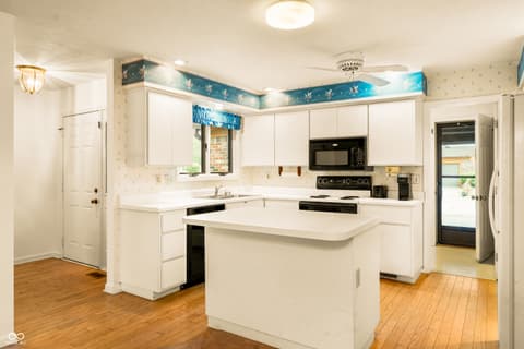 Kitchen at 1910 Summer Place, Anderson, IN