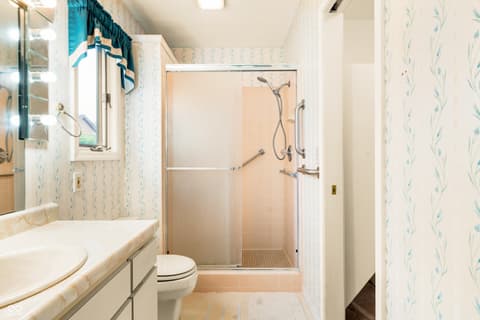 Bathroom at 1910 Summer Place, Anderson, IN