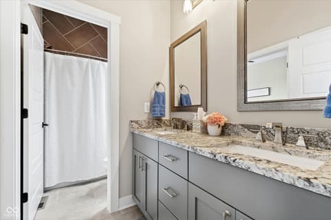 Photo of 18295 Lakes End Drive, Westfield, IN