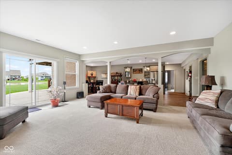 Photo of 18295 Lakes End Drive, Westfield, IN