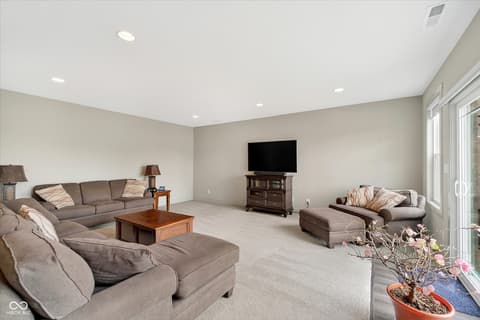 Photo of 18295 Lakes End Drive, Westfield, IN