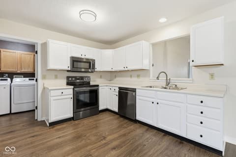 Photo of 7141 Bracken Lane, Indianapolis, IN