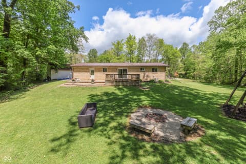 Photo of 181 W Robertson Road, Morgantown, IN