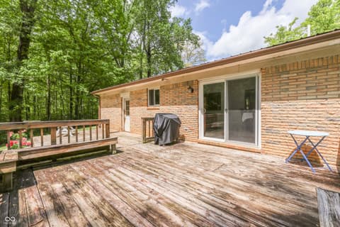 Photo of 181 W Robertson Road, Morgantown, IN