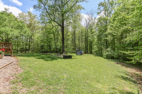Photo of 181 W Robertson Road, Morgantown, IN