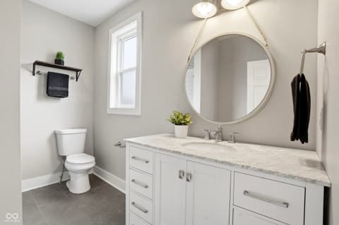 Photo of 1824 S Woodlawn Avenue, Indianapolis, IN