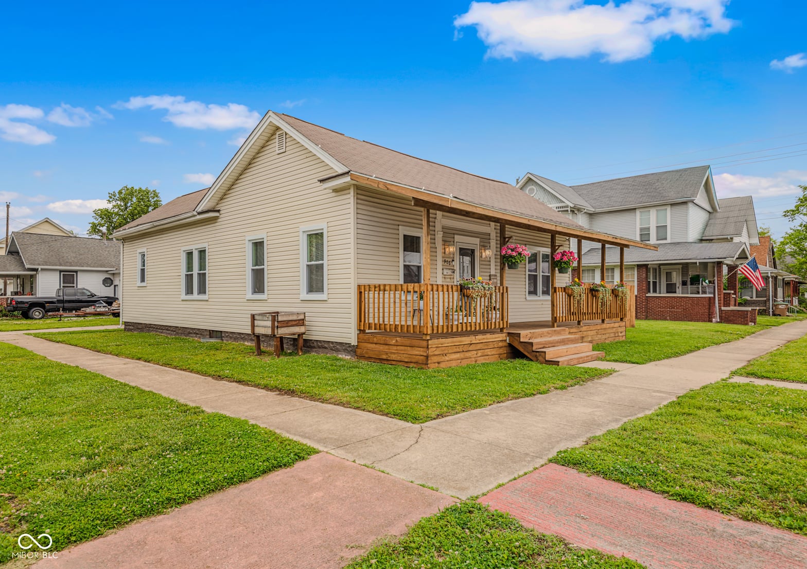 Photo of 906 Sycamore Street, Columbus, IN
