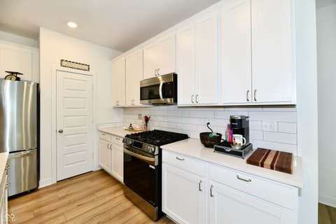 Kitchen at 19406 Honeylocust Glen, Noblesville, IN