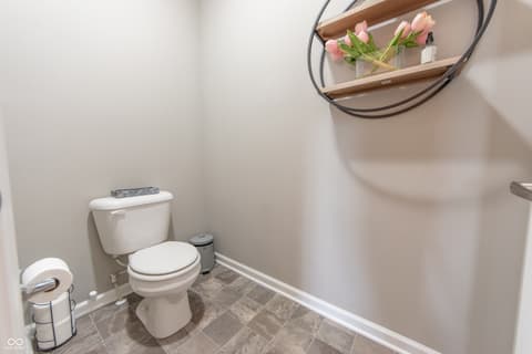 Photo of 4624 Ozark Lane, Indianapolis, IN