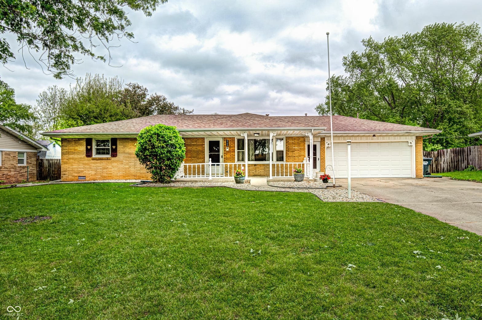 Photo of 2702 Tamra Lane, Anderson, IN