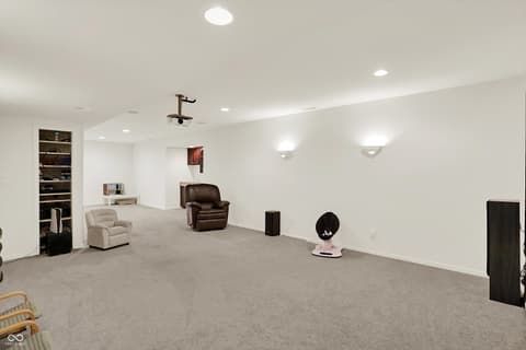 Bonus room at 10587 Proposal Pointe Way, Fishers, IN