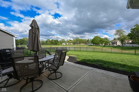 Outdoor living area at 604 Donegal Drive, Pendleton, IN