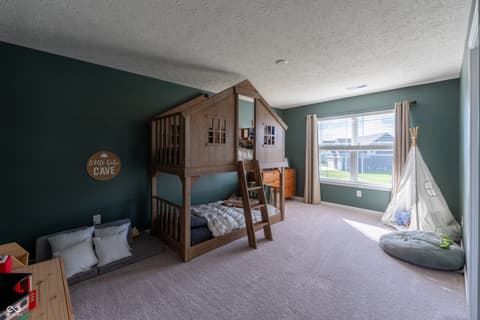 Bedroom at 604 Donegal Drive, Pendleton, IN