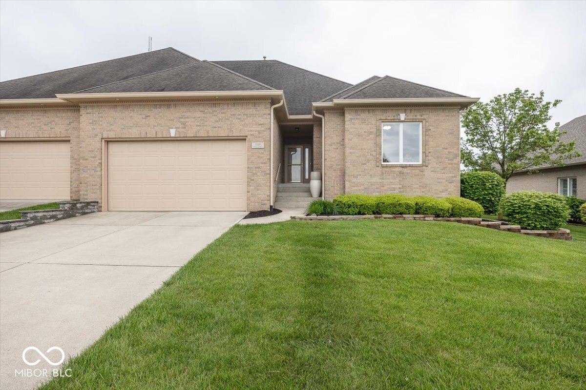 Photo of 3249 Windham Drive, Greenwood, IN