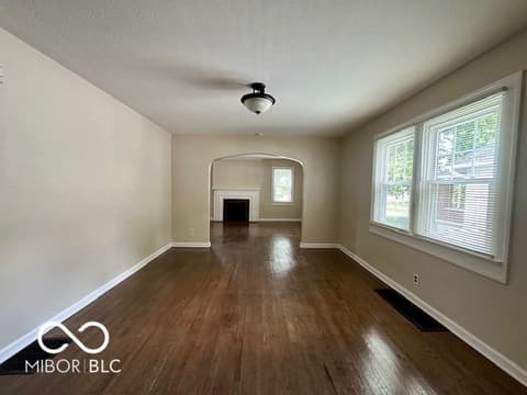 Photo of 804 E Markwood Avenue, Indianapolis, IN