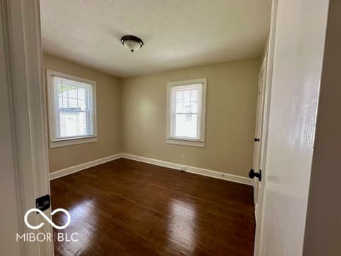 Photo of 804 E Markwood Avenue, Indianapolis, IN