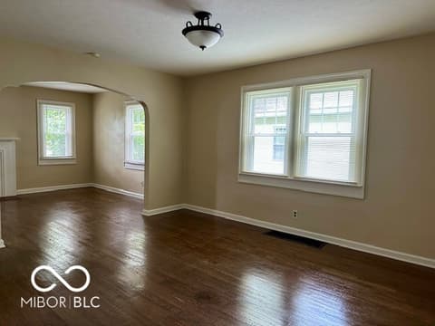 Photo of 804 E Markwood Avenue, Indianapolis, IN