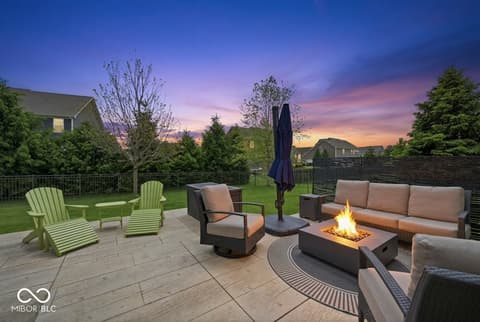 Outdoor living area at 1567 Windview, Brownsburg, IN