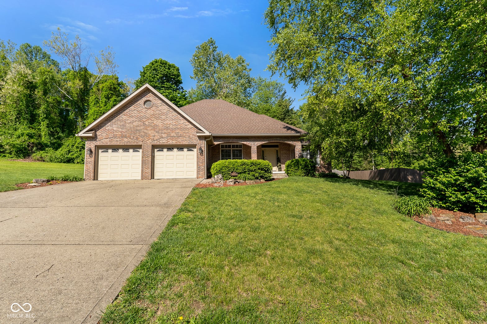 Photo of 2545 Eisenhower Lane, Terre Haute, IN