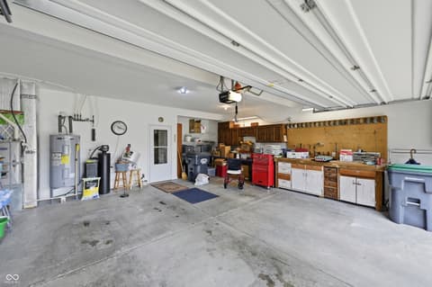 Garage at 1664 Magnolia Drive, Greenwood, IN