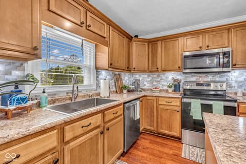 Photo of 8455 Ferguson Circle, Avon, IN
