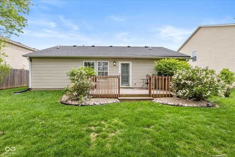 Photo of 560 Runnymede Court, Greenfield, IN