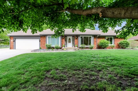Photo of 549 Macy Way, Greenwood, IN