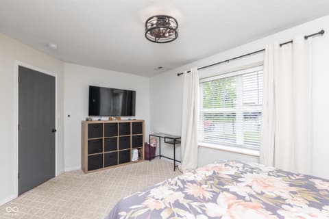 Bedroom at 221 Creekside Court, Whiteland, IN