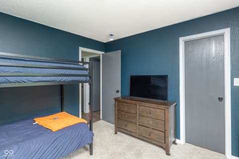 Bedroom at 221 Creekside Court, Whiteland, IN