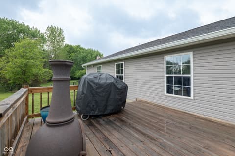 Outdoor living area at 221 Creekside Court, Whiteland, IN