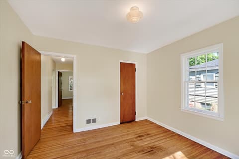 Photo of 5218 Kingsley Drive, Indianapolis, IN