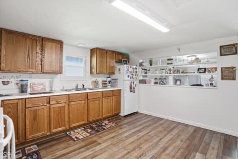 Photo of 9117 Main Street, Taylorsville, IN