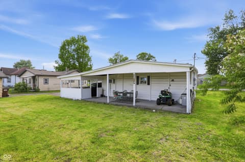 Photo of 9117 Main Street, Taylorsville, IN