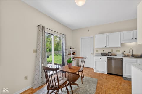 Photo of 5935 Candlewick Drive, Indianapolis, IN