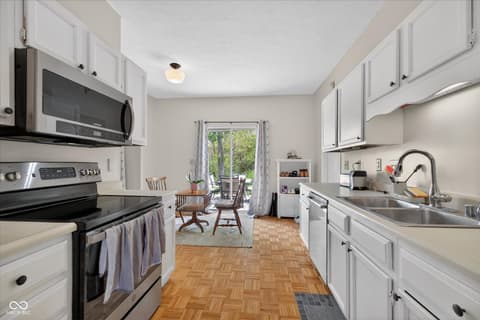Photo of 5935 Candlewick Drive, Indianapolis, IN