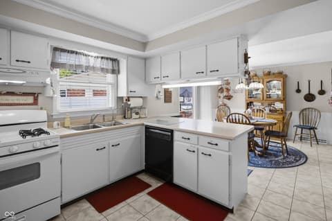 Photo of 2820 Wedgewood Drive, Columbus, IN