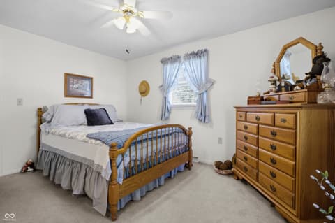 Photo of 2820 Wedgewood Drive, Columbus, IN