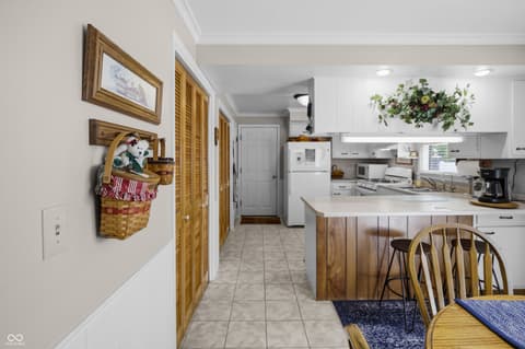 Photo of 2820 Wedgewood Drive, Columbus, IN