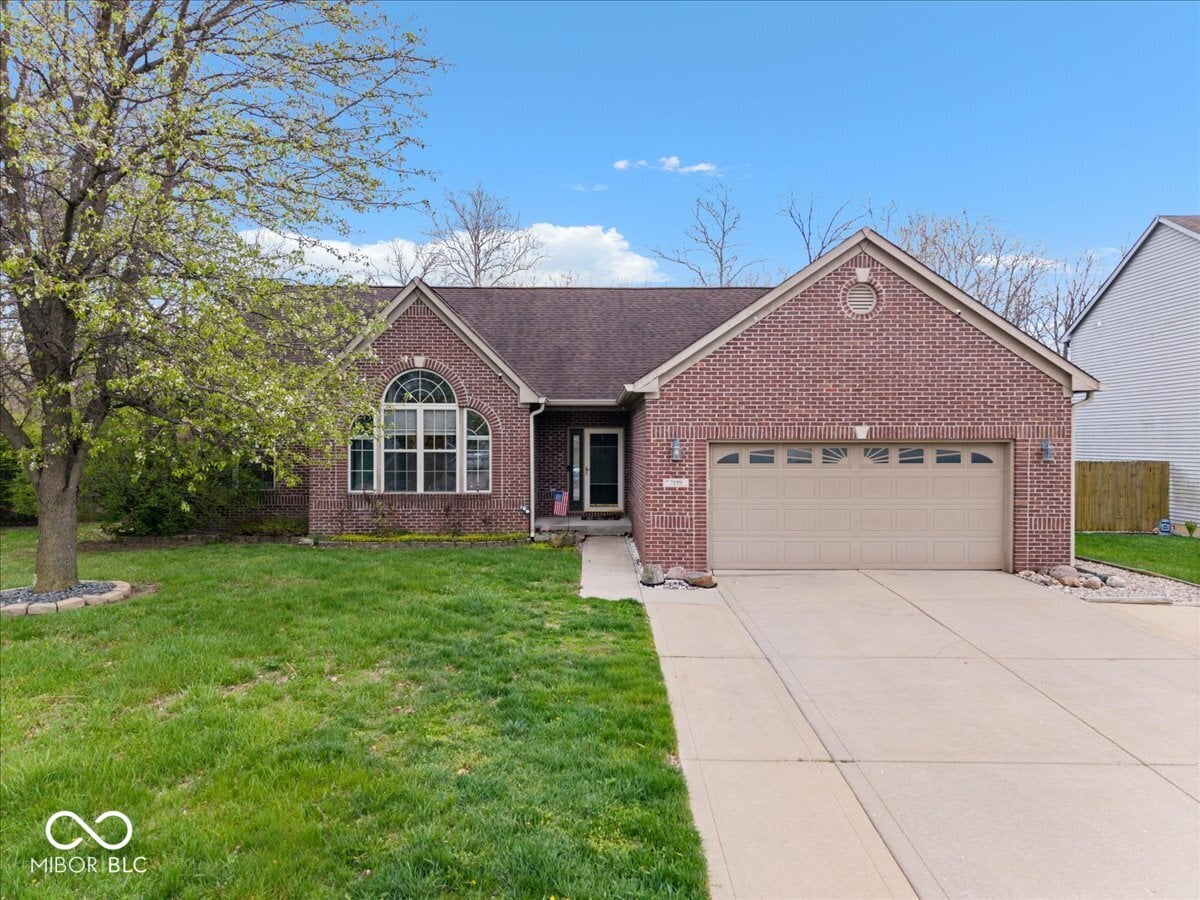 Front exterior at 7199 Bethel Court, Avon, IN