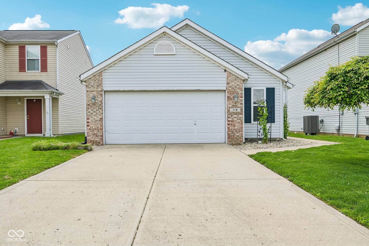Photo of 119 Village Green Drive, Indianapolis, IN