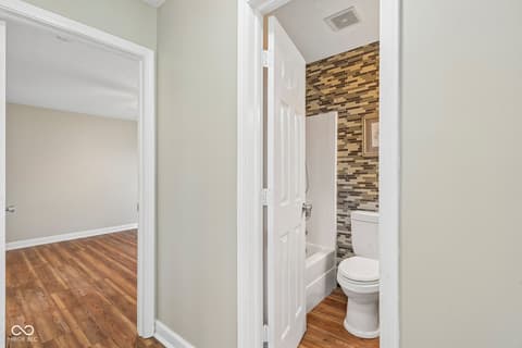 Photo of 119 Village Green Drive, Indianapolis, IN