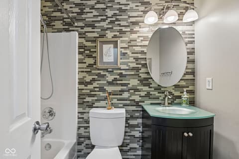 Photo of 119 Village Green Drive, Indianapolis, IN