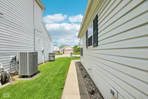 Photo of 119 Village Green Drive, Indianapolis, IN