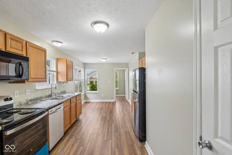 Photo of 119 Village Green Drive, Indianapolis, IN