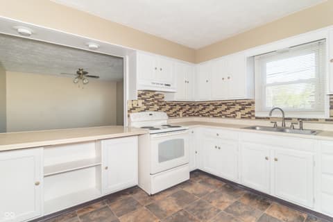 Photo of 603 E 11th Street, Rushville, IN
